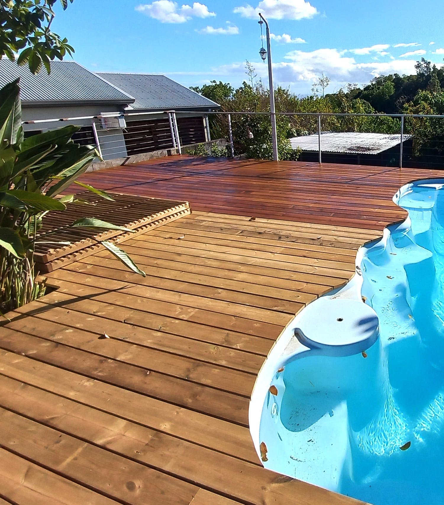 lileovert-paysagiste-974-services-terrasse-caillebotis